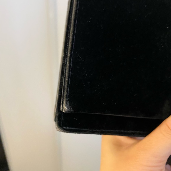 YSL All Black Wallet On Chain With Diamonds - Picture 6 of 6